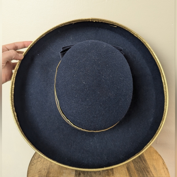 NWT! VINTAGE Joe Bill Miller/Michael Howard 100% Wool Hat, Navy Blue & Gold - Picture 2 of 11
